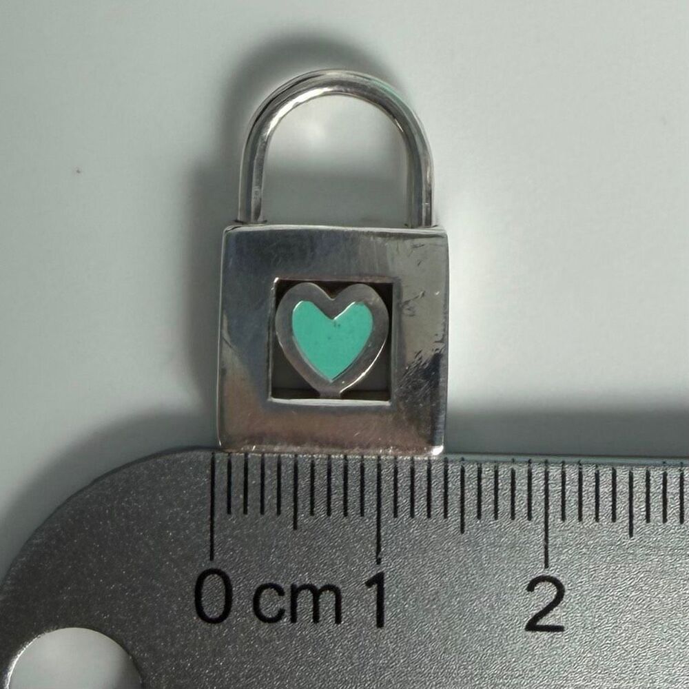 Tiffany & Co sterling silver padlock charm with blue enamel heart - Picture 7 of 15